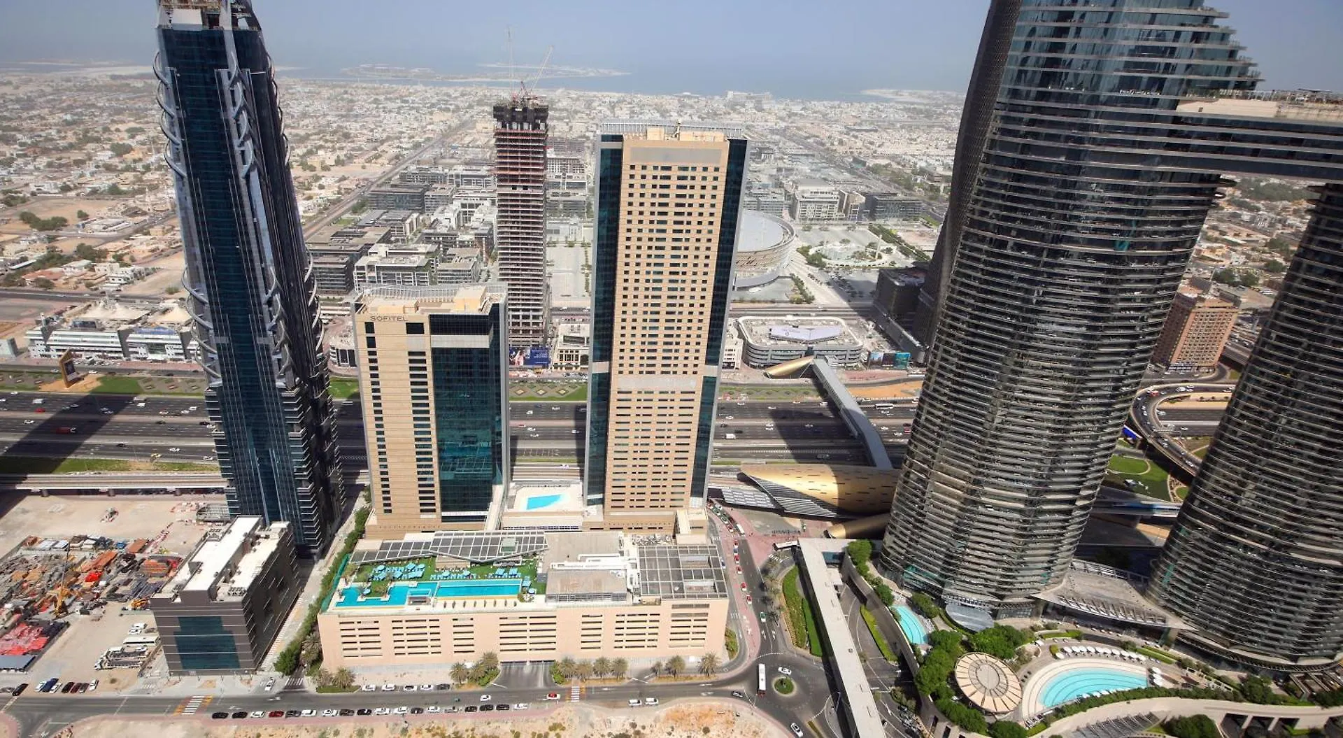 Burj Vista Downtown Near To Dubai Mall - 2Bhk